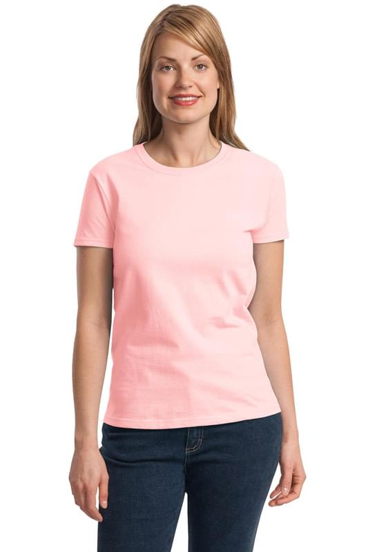 The Ultimate Comfort: Exploring the World of Gildan T-Shirts